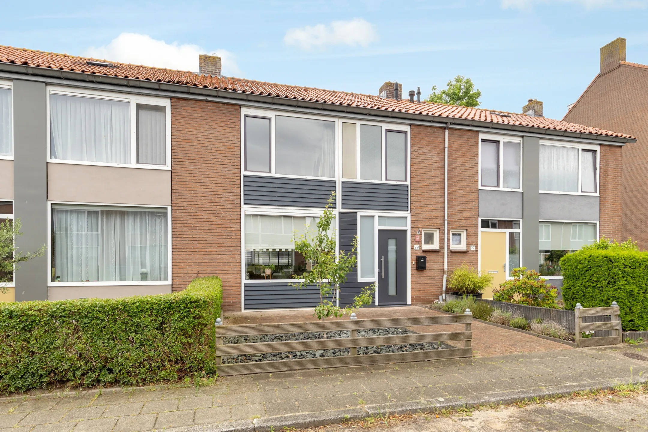 Tussenwoning De Ruyterstraat 29 in Nijkerk
