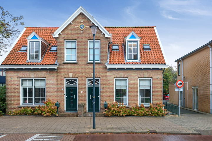 Eengezinswoning, 2-onder-1-kapwoning Maerelaan 3 in Heemskerk