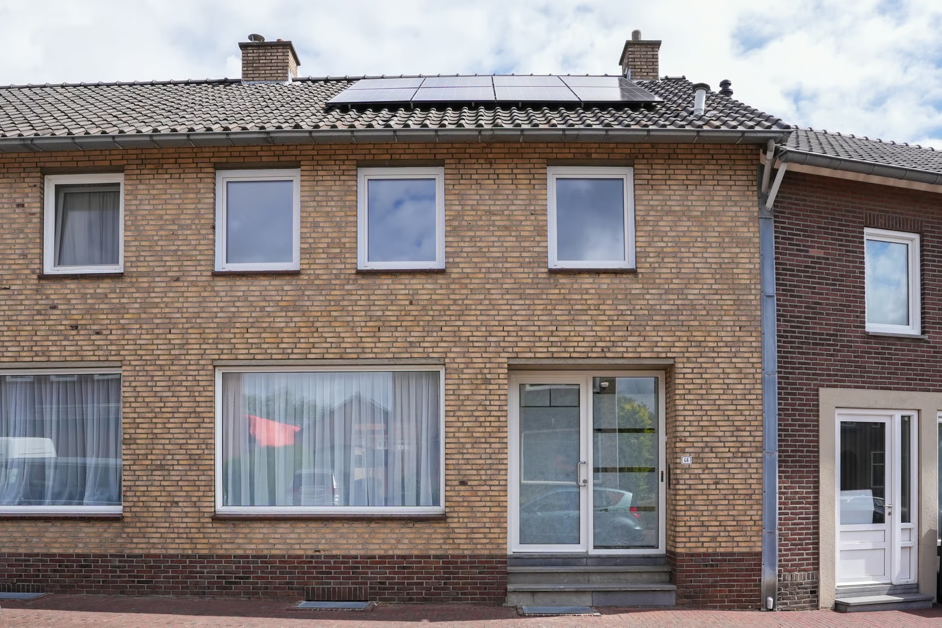Halfvrijstaande woning Spoorstraat 46 in Geleen