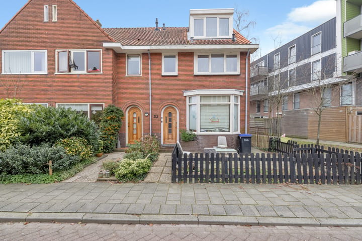 Hoekwoning Lijsterbesstraat 53 in Zaandam