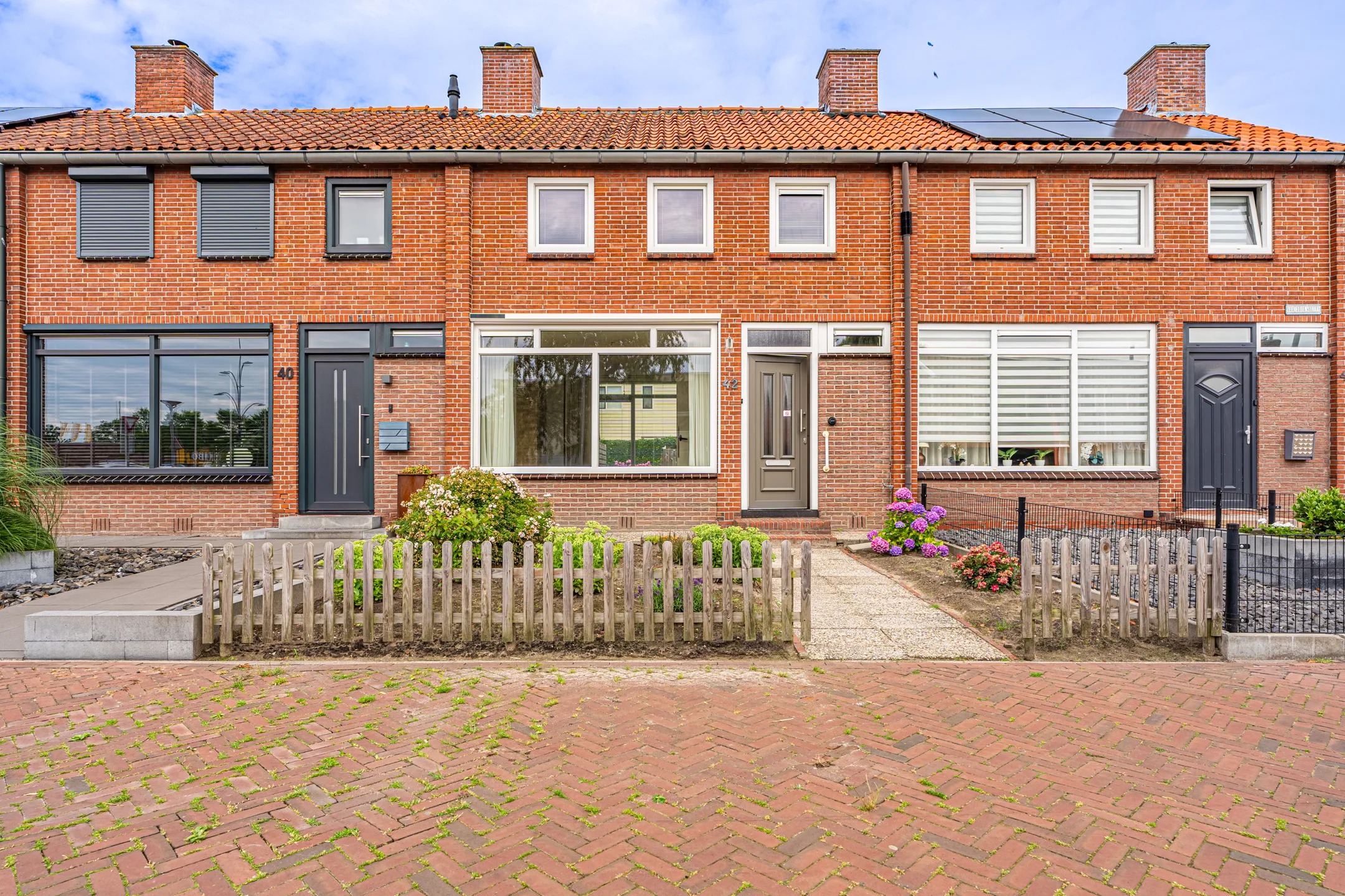 Tussenwoning Zeeheldenstraat 42 in Winschoten