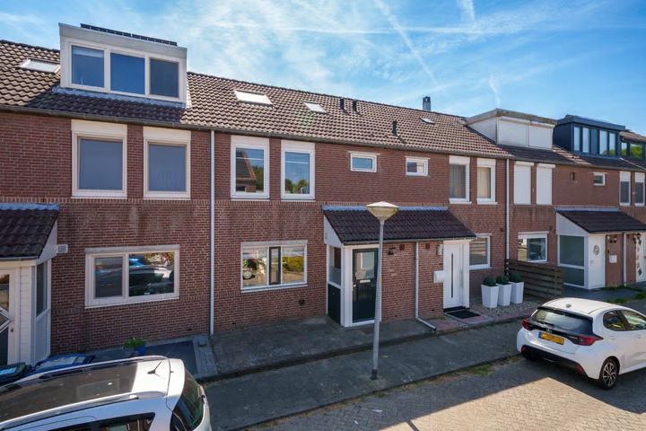 Tussenwoning Sprotstraat 10 in Almere
