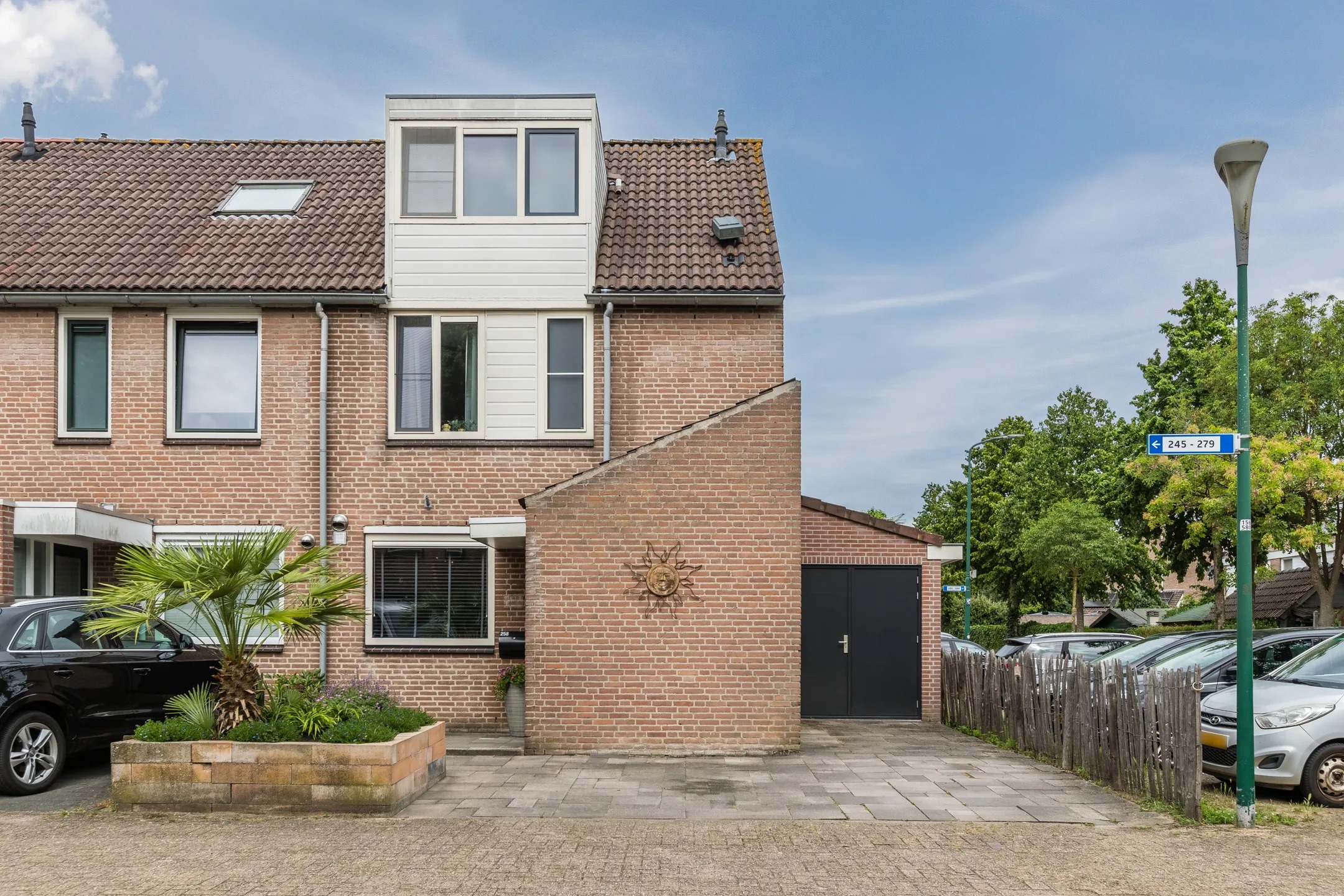 Hoekwoning Reigerskamp 258 in Maarssen