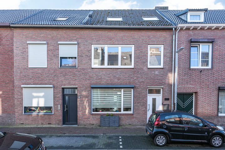 Tussenwoning Pietersstraat 10 in Landgraaf