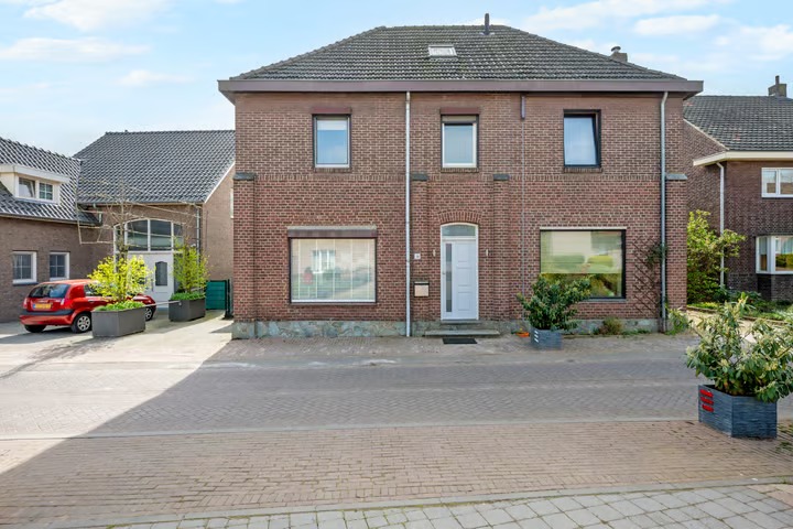 2-onder-1-kapwoning Kempstraat 54 in Born