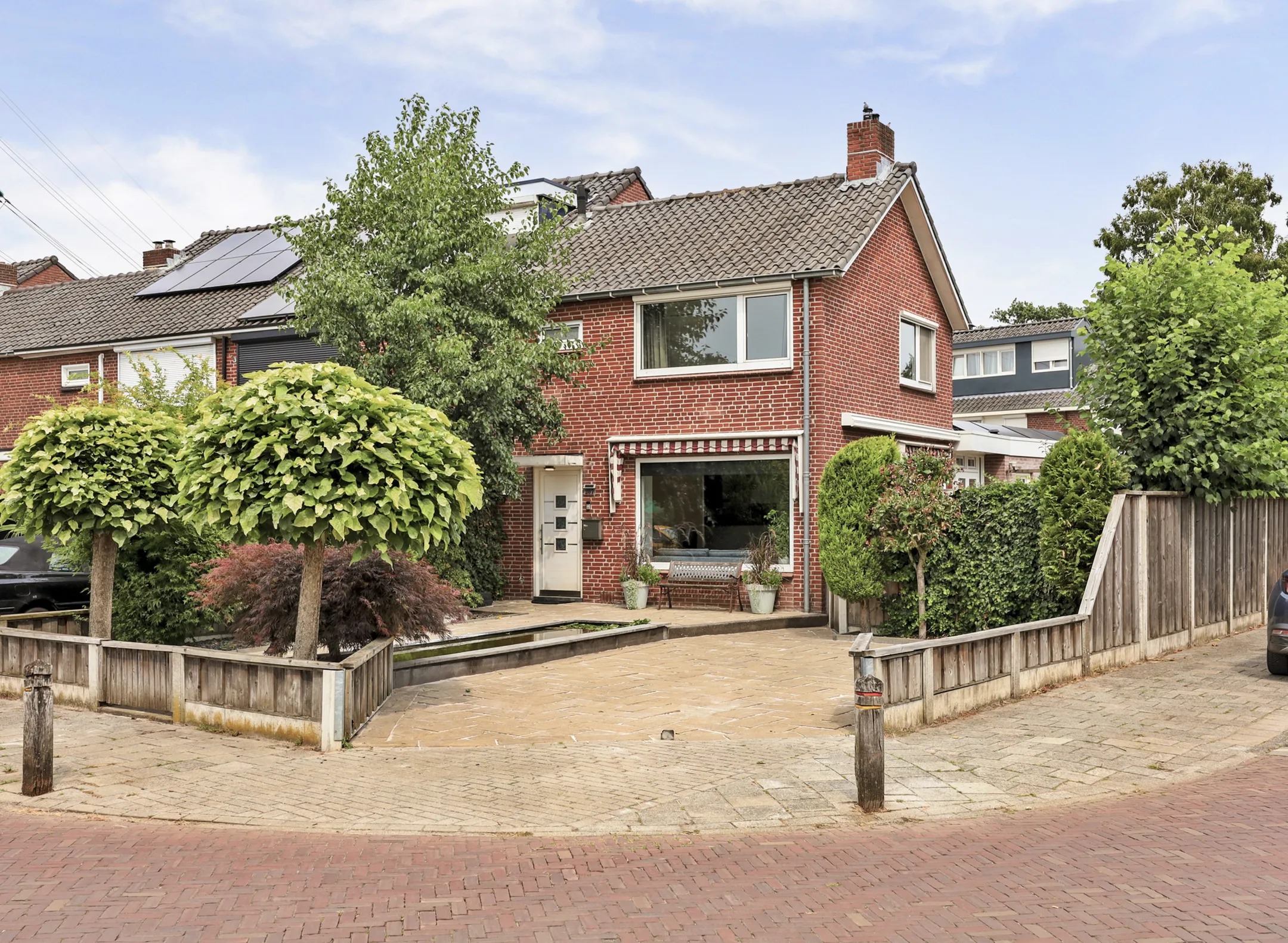Hoekwoning Toekomststraat 207 in Enschede