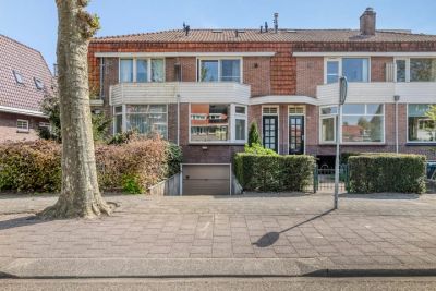 Tussenwoning (dijkwoning) Amsterdamseweg 320 in Amstelveen