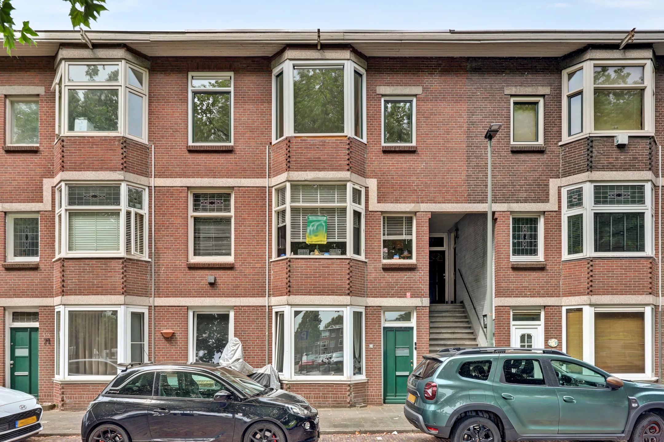 Portiekflat dr. Abraham Kuyperstraat 77 in Vlaardingen