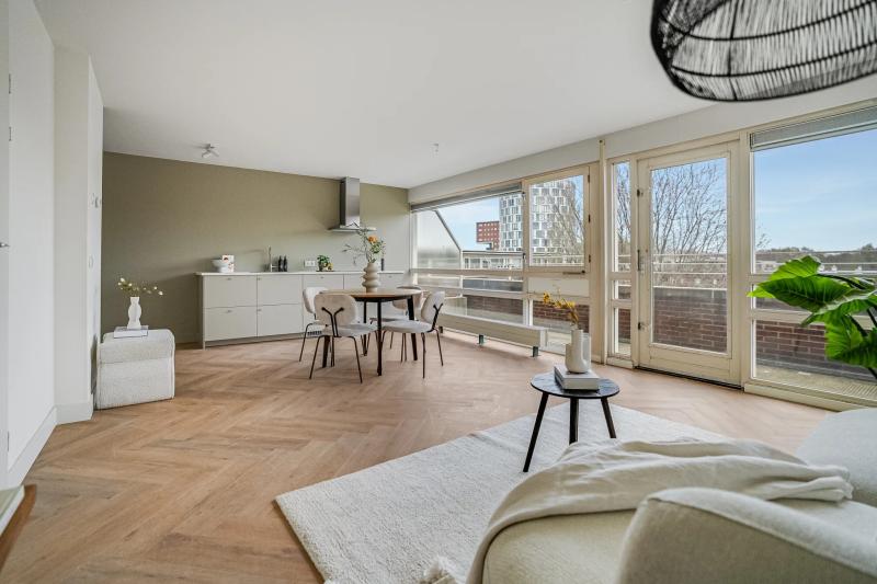 Galerijflat Oeverpad 283 Amsterdam