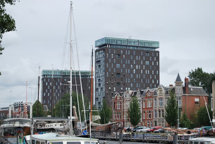 Portiekwoning Het Hout 167 in Groningen
