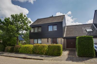 Halfvrijstaande woning Korenmolenlaan 9 in Hazerswoude-Dorp