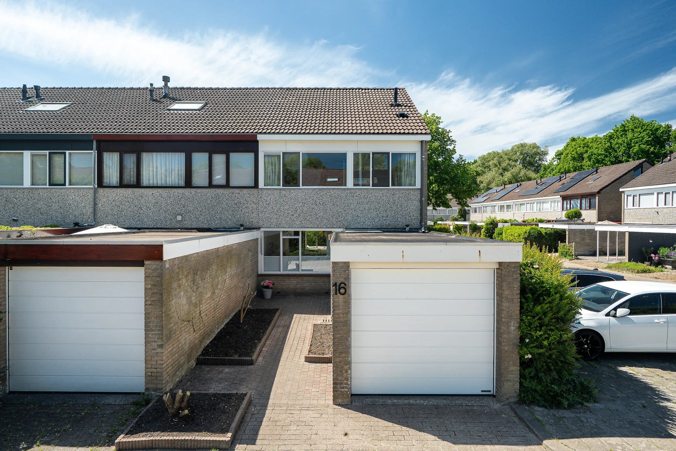Hoekwoning Jan Piebengawei 16 in Leeuwarden