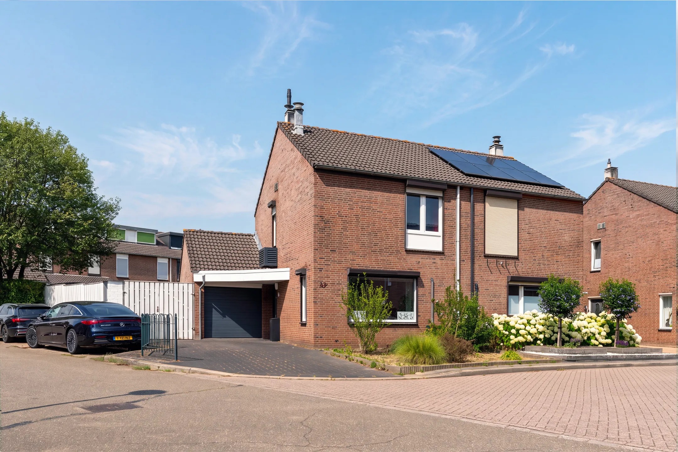 2-onder-1-kapwoning Overbroekerf 69 in Hoensbroek