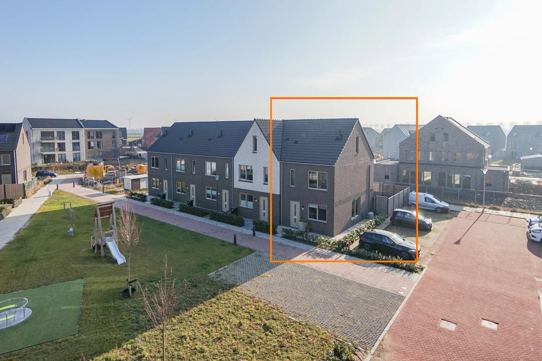 Hoekwoning Verlei 9 in Warmenhuizen