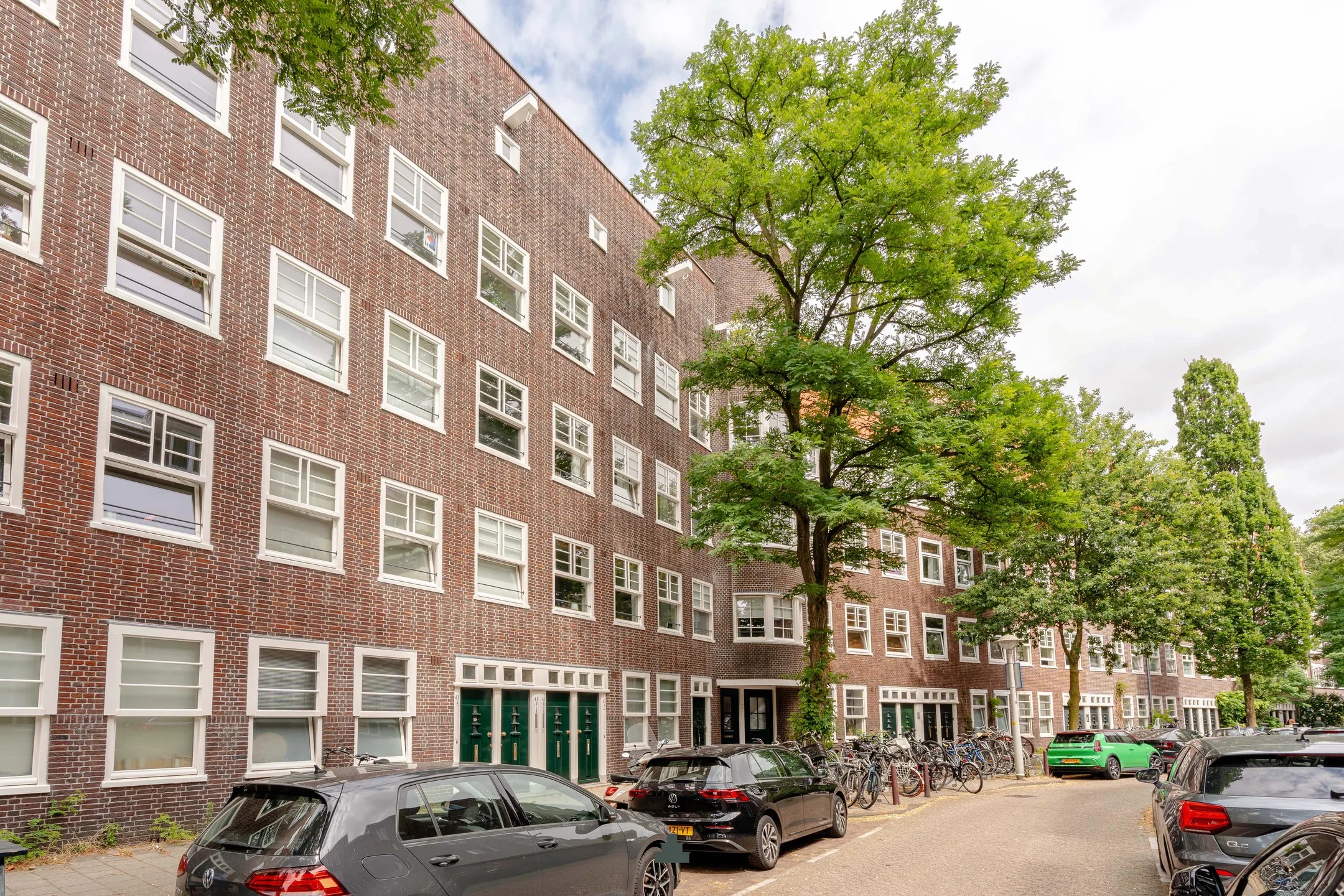 Bovenwoning Bataviastraat 63 D in Amsterdam