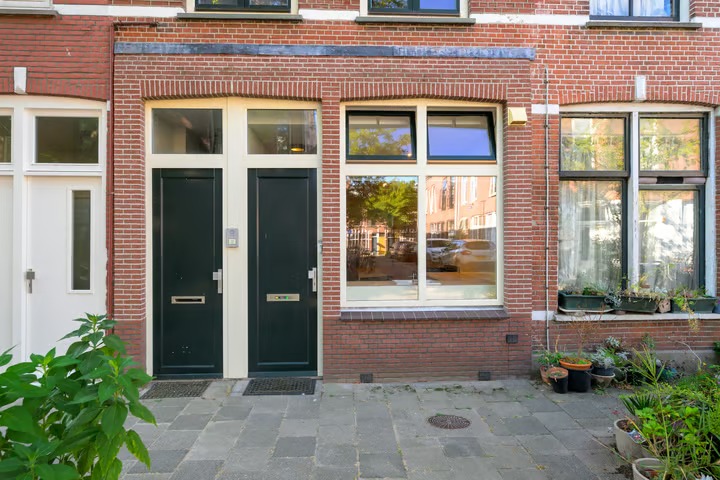 Benedenwoning President Steinstraat 14 A in Leiden