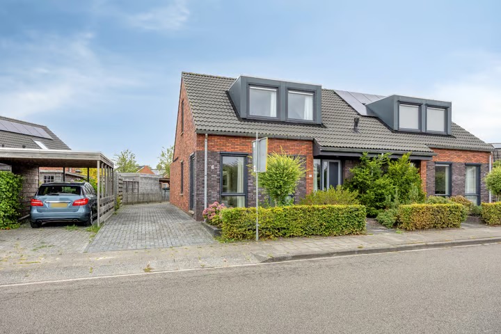 2-onder-1-kapwoning Wendtsteinweg 81 in Marum