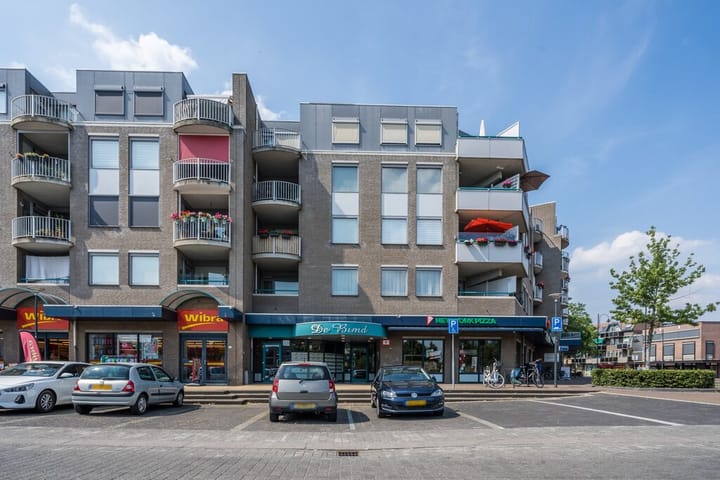 Galerijflat Stadhuisplein 201 in Veghel