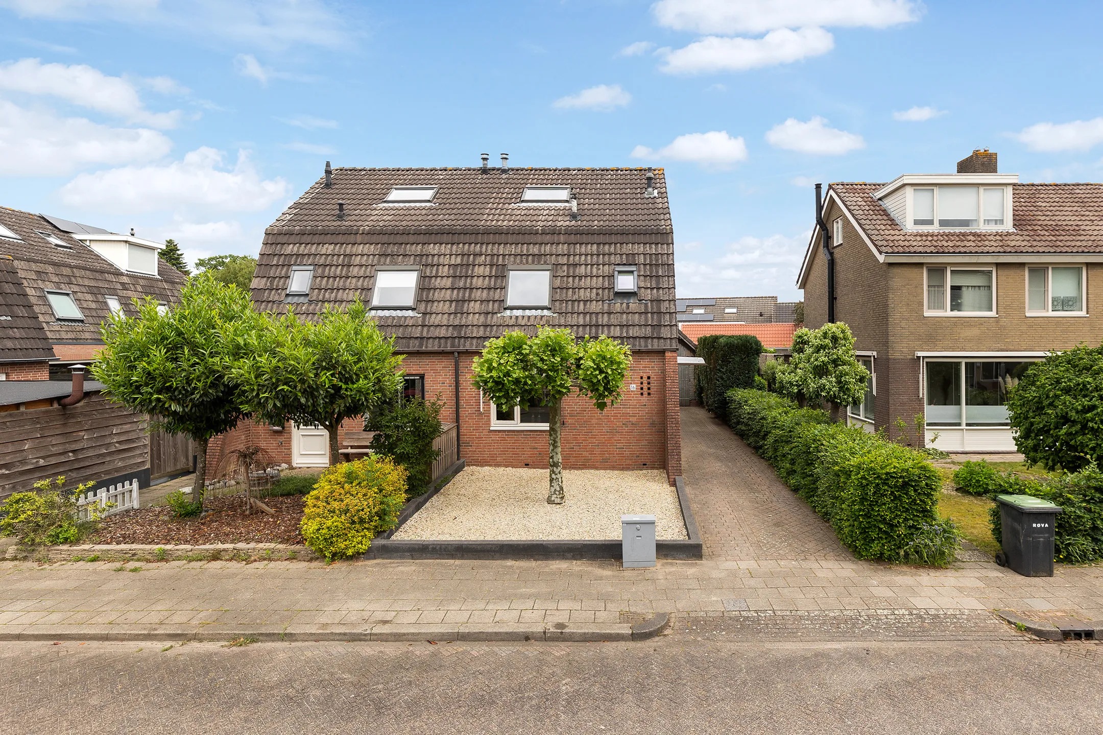2-onder-1-kapwoning de Meenthe 16 in Hattem