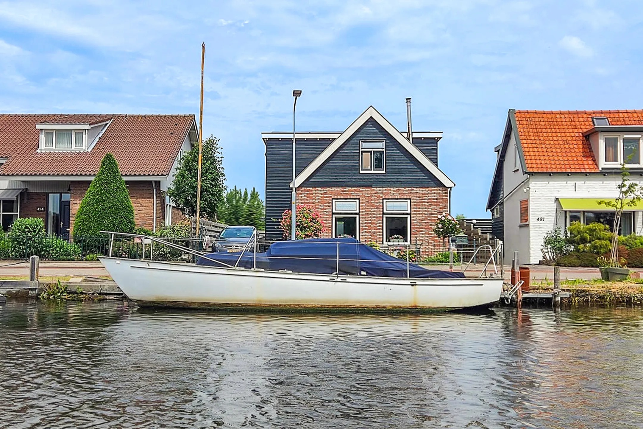Vrijstaande woning (dijkwoning) Aalsmeerderdijk 482 in Rijsenhout