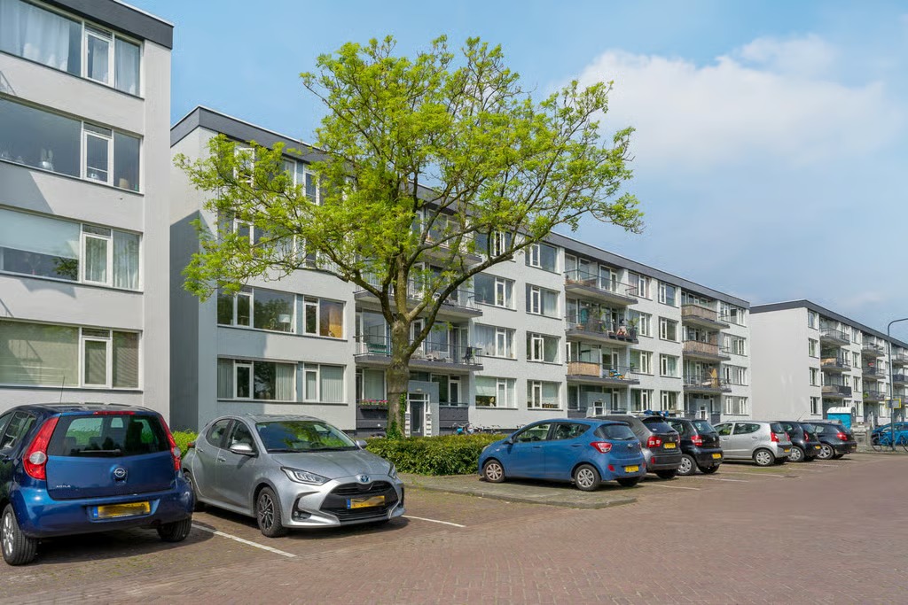 Portiekflat Lachappellestraat 57 B in Breda