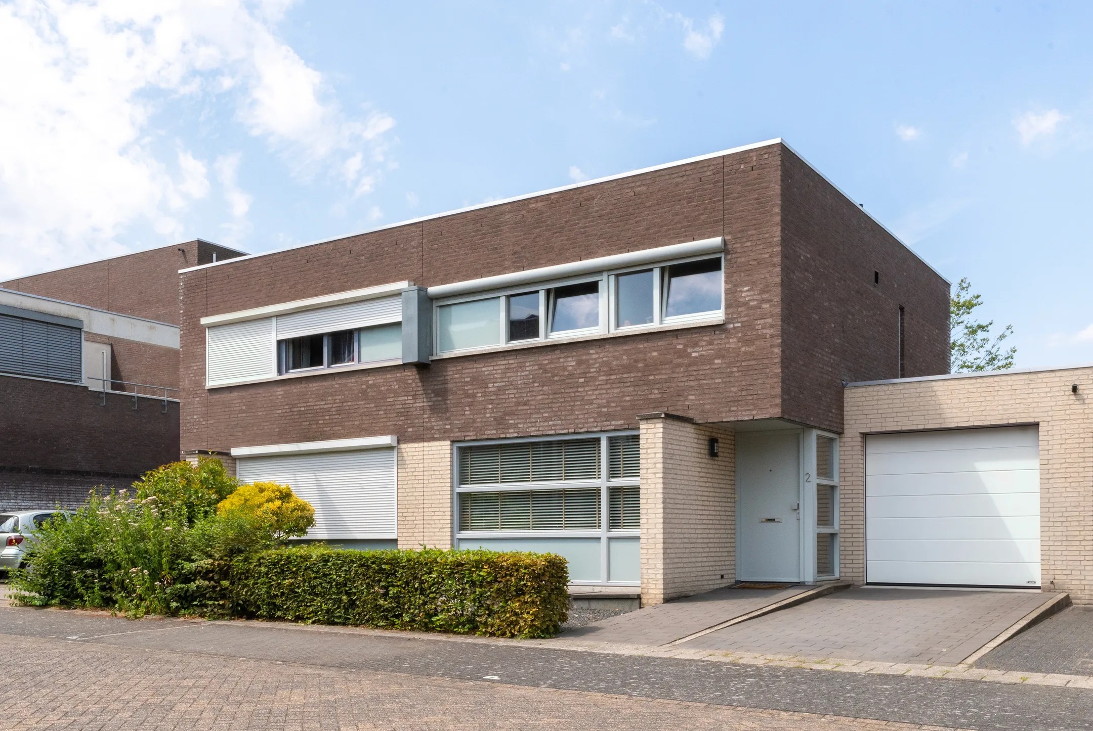 Geschakelde 2-onder-1-kapwoning Prins Constantijnhof 2 in Hoensbroek