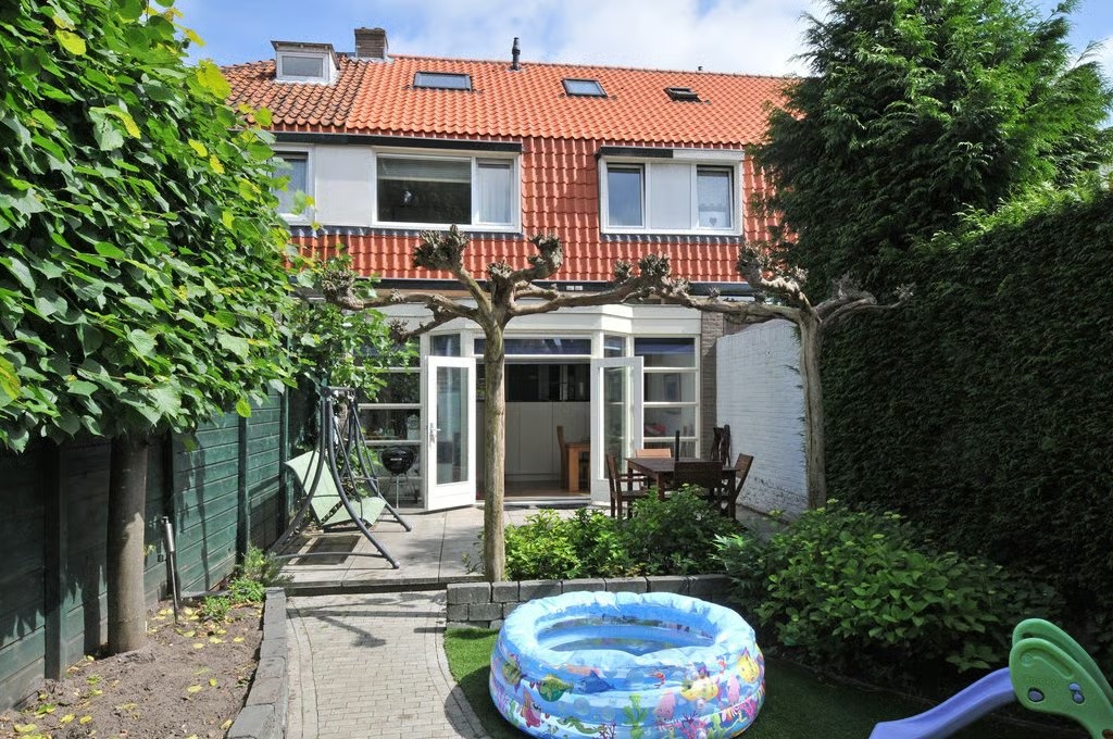 Tussenwoning Constantiastraat 27 in Hilversum