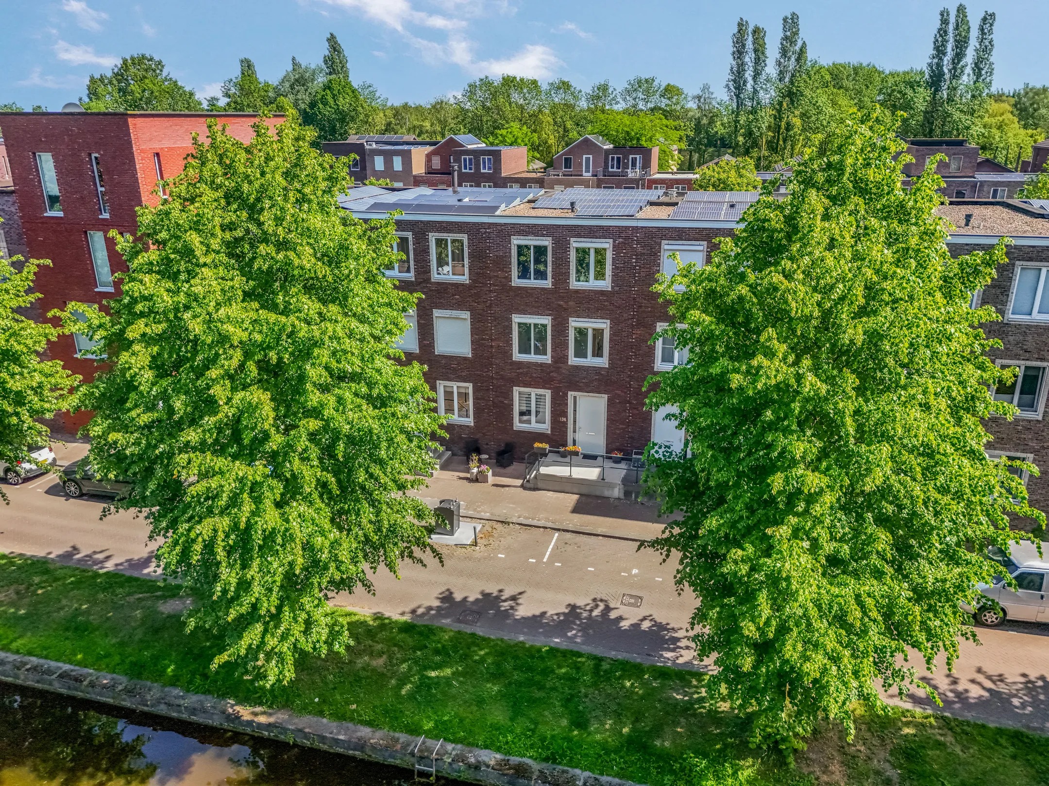 Tussenwoning Hindeloopenkade 136 in Amersfoort