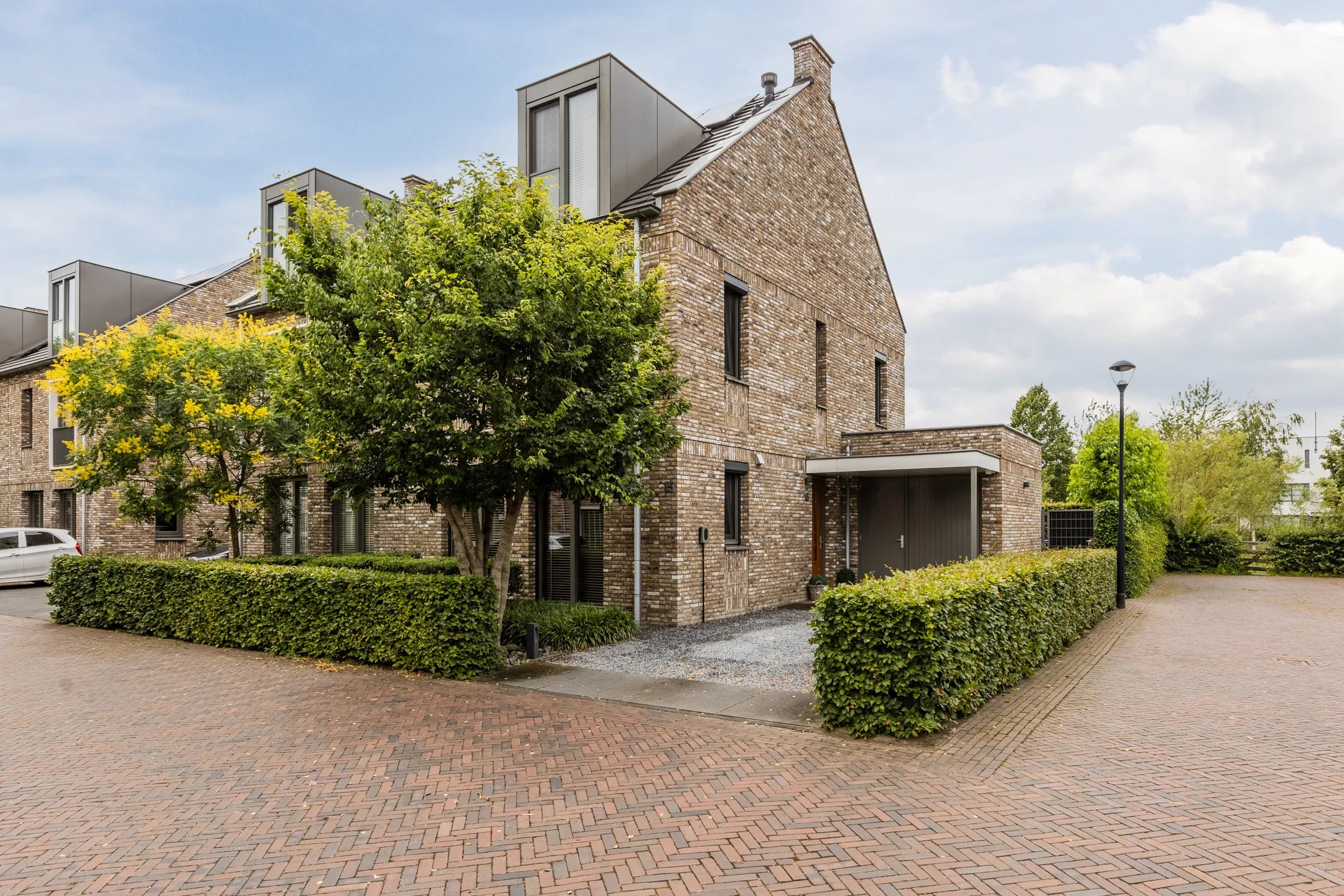2-onder-1-kapwoning Zeelststraat 15 in Tilburg