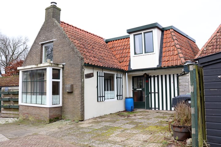 Geschakelde woning De Plaats 1 Hollum