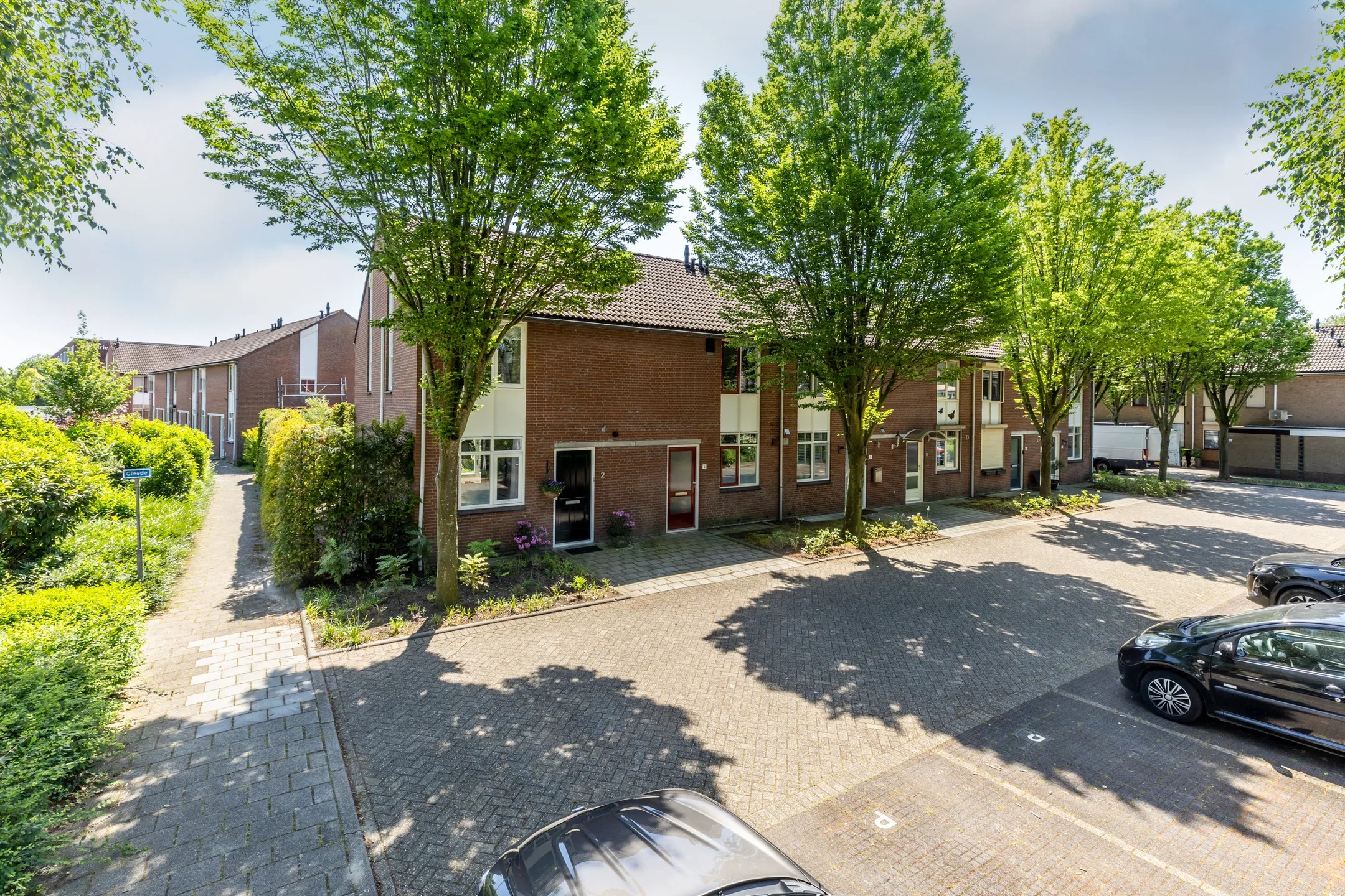 Hoekwoning Gleede 2 in Strijen