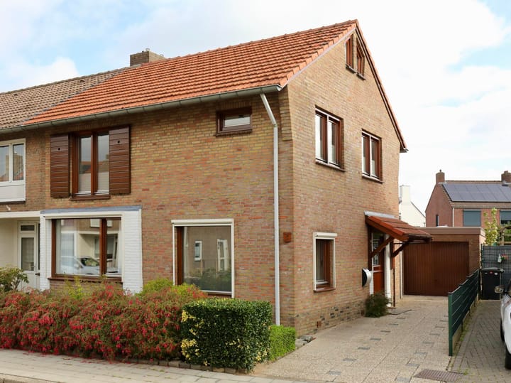 Eengezinswoning, 2-onder-1-kapwoning Pendersstraat 3 in Klimmen