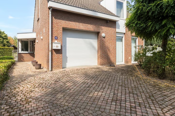 Vrijstaande woning (semi-bungalow) Kloosterberg 2 a in Bunde