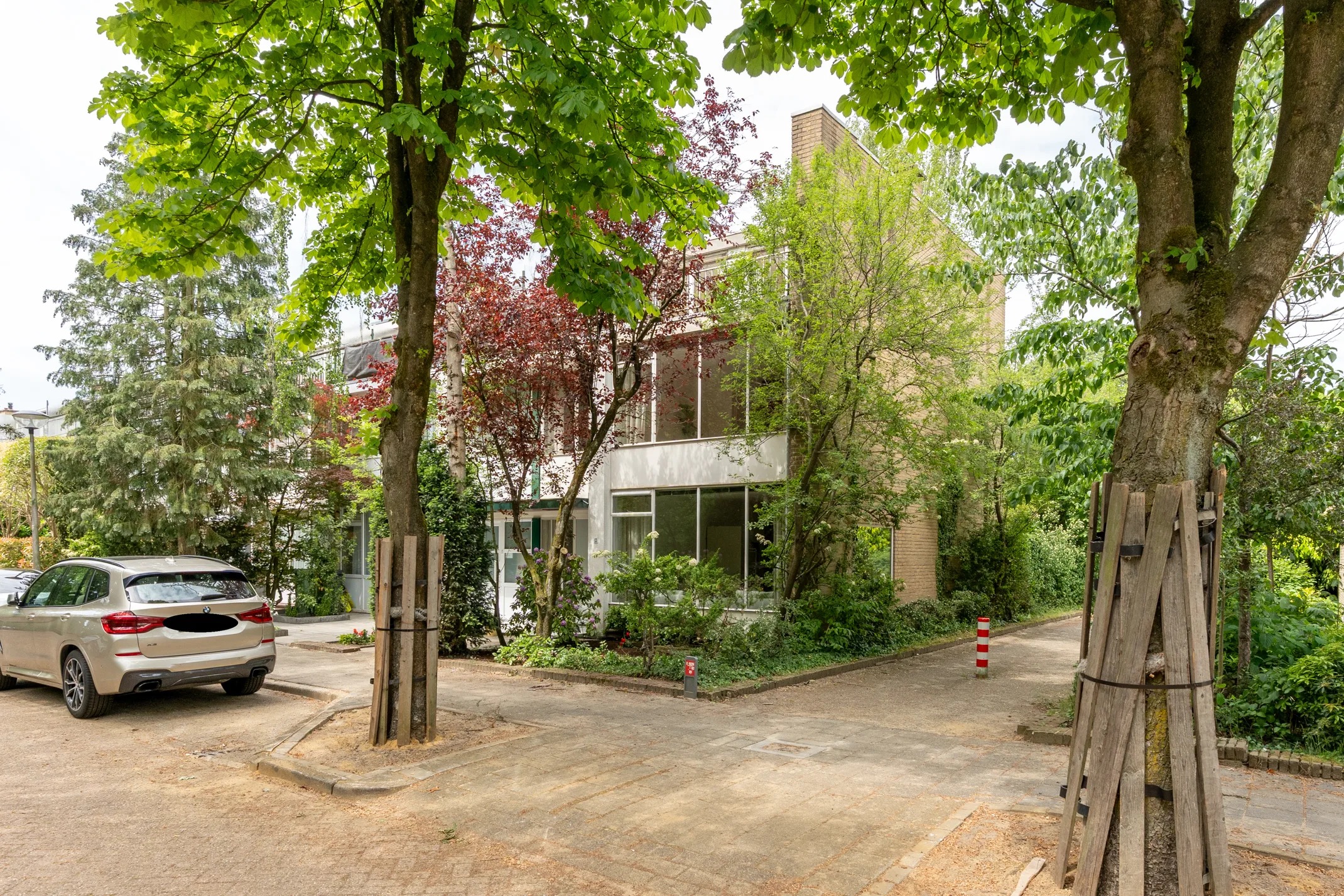 Hoekwoning Jan Ligthartplein 13 in Zeist