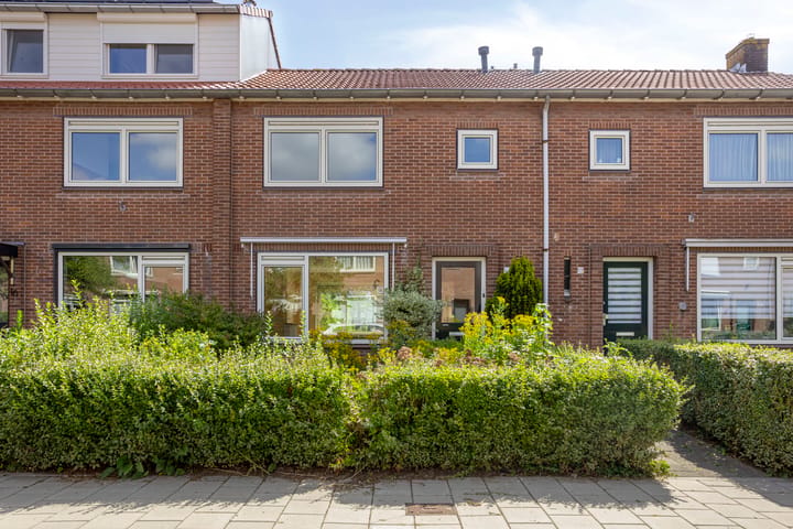 Eengezinswoning, tussenwoning Zomerstraat 14 in Amsterdam