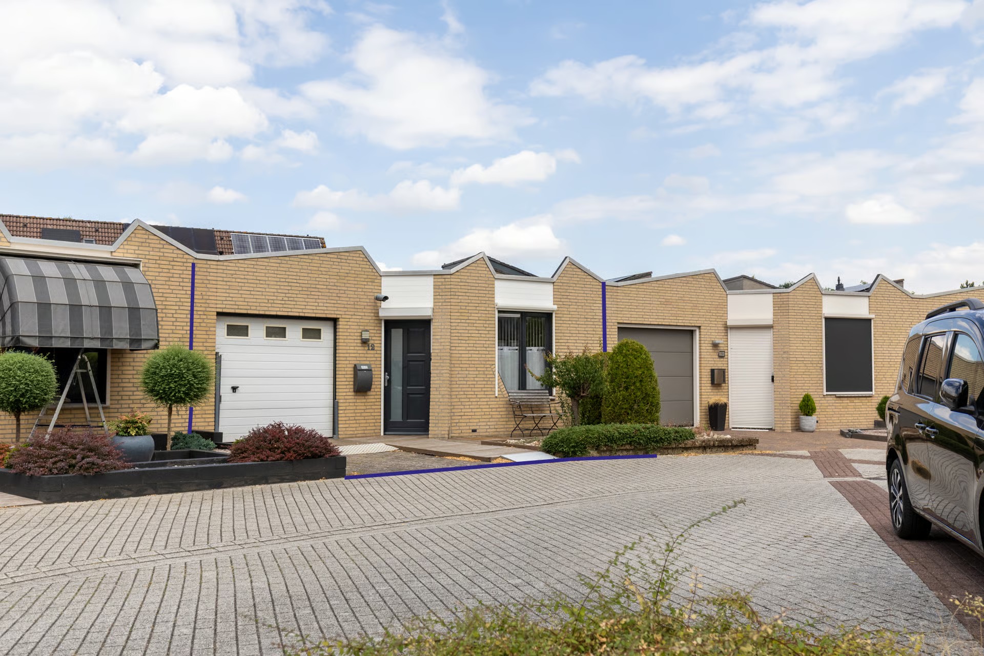 Tussenwoning De Bazuin 12 in 's-Heerenberg