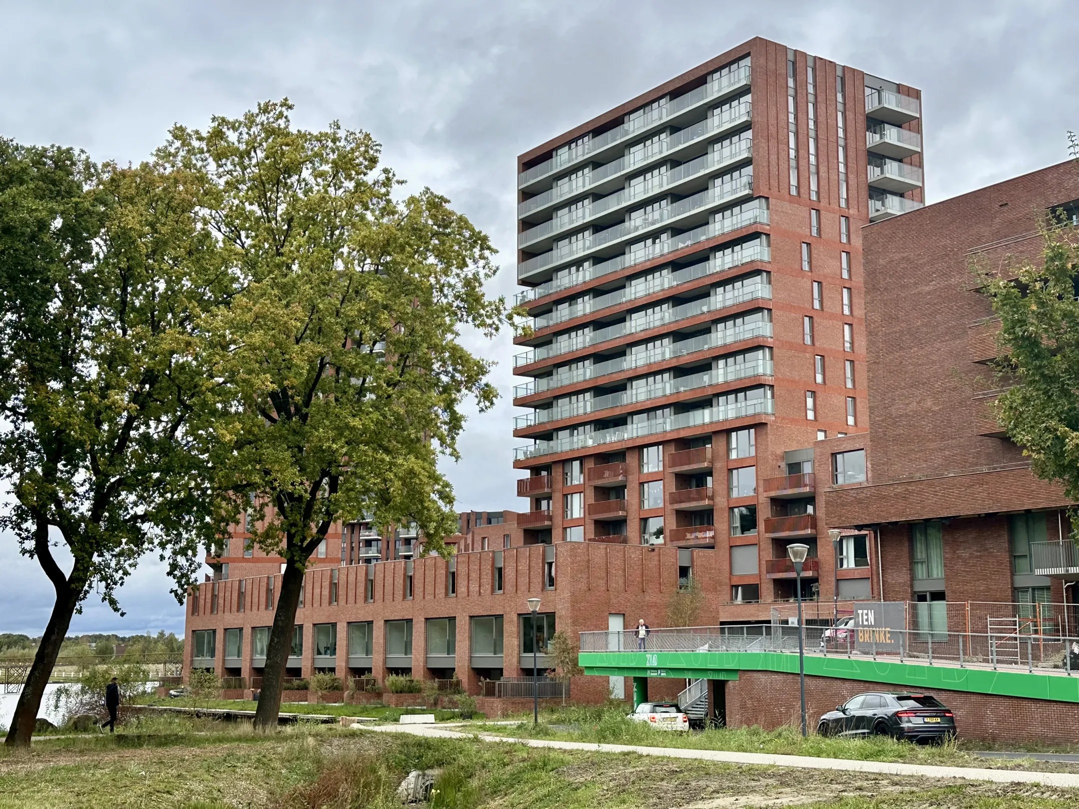 Portiekflat Meerring 103 in Eindhoven
