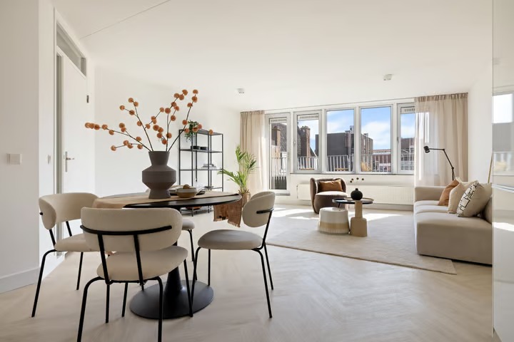 Portiekwoning Nieuwe Nieuwstraat 6 E in Amsterdam