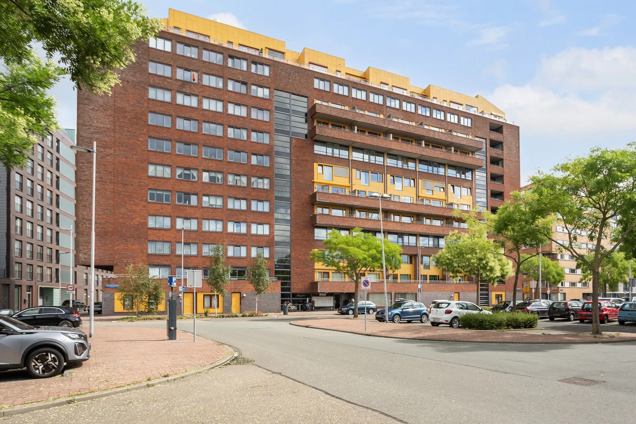 Portiekflat Cor Kieboomplein 217 in Rotterdam