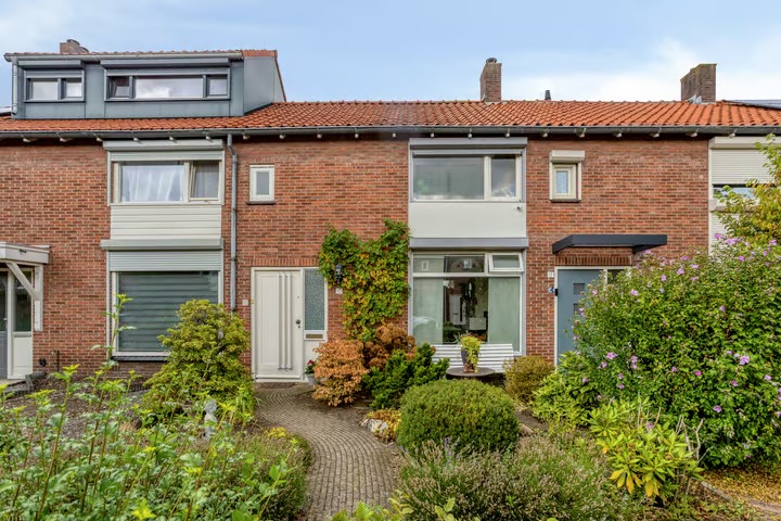 Tussenwoning Tulpstraat 10 in Uden