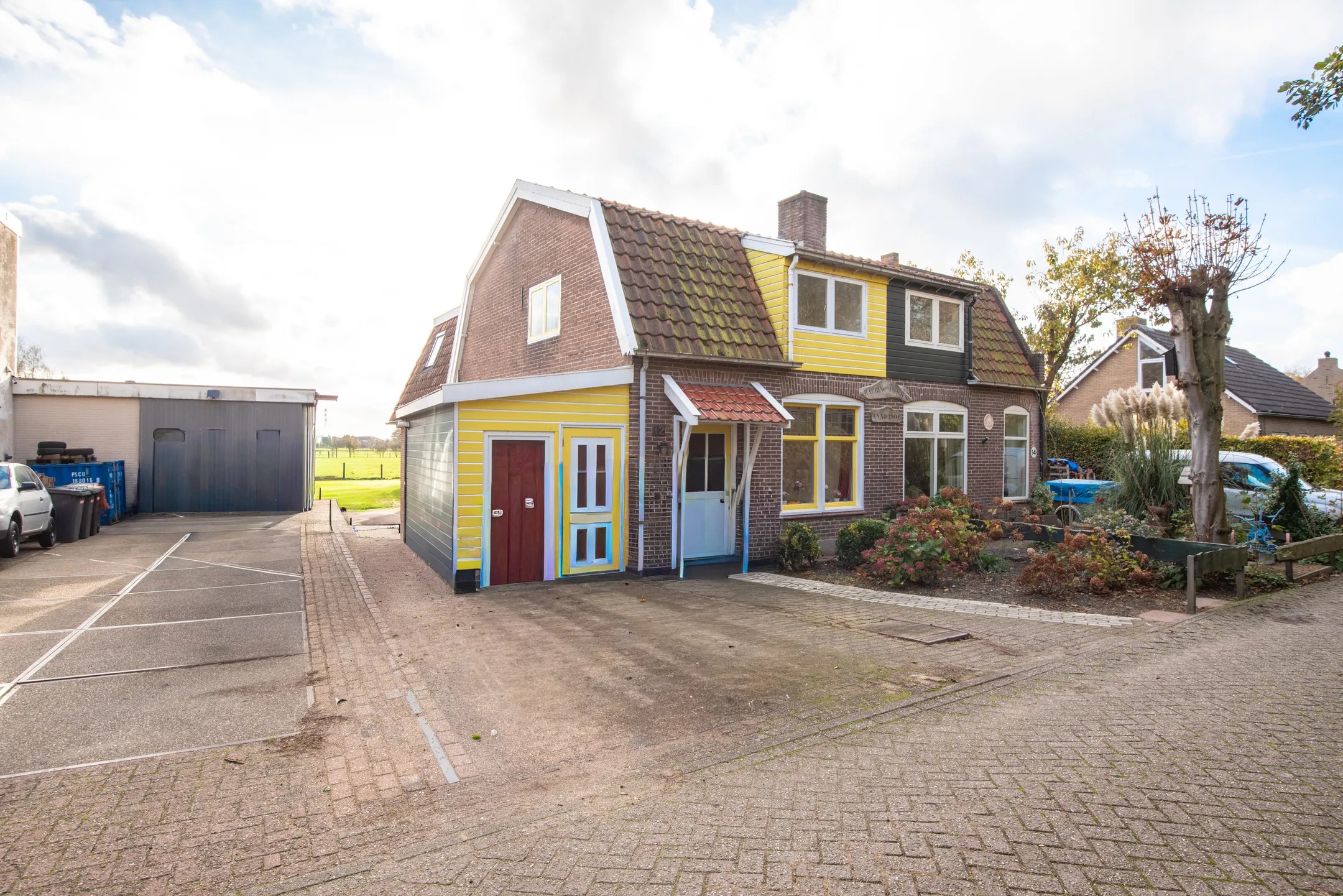 2-onder-1-kapwoning Korte Kapellaan 12 in Heiloo