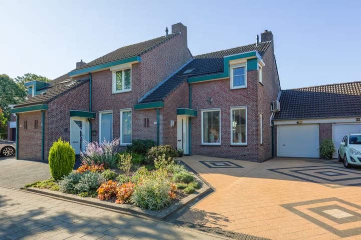 2-onder-1-kapwoning Grachtstraat 46 in Voerendaal