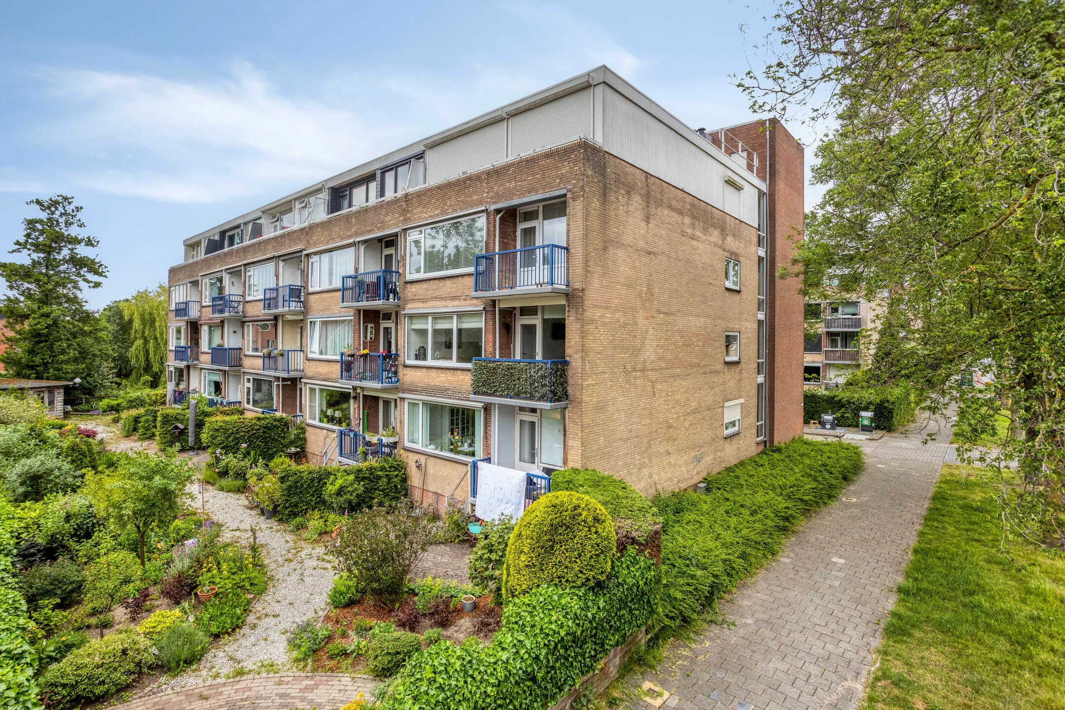 Galerijflat Jan Ligthartstraat 209 in Heemskerk