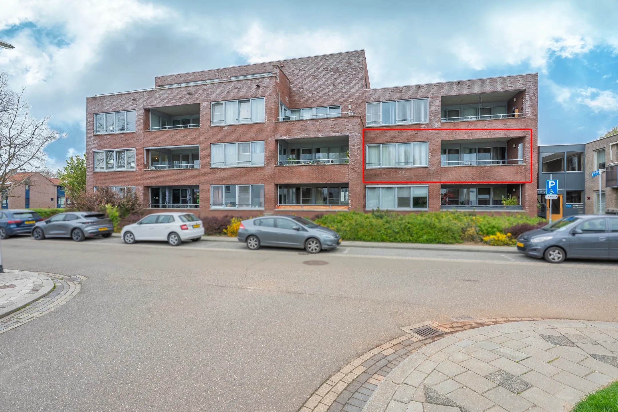 Portiekflat Insula 96 in Heerlen