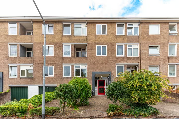 Portiekflat Wolvenlaan 13 in Hilversum