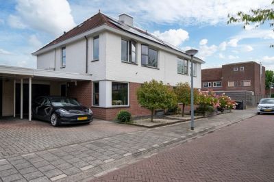 Eengezinswoning, 2-onder-1-kapwoning Bunschotenlaan 15 in Lelystad