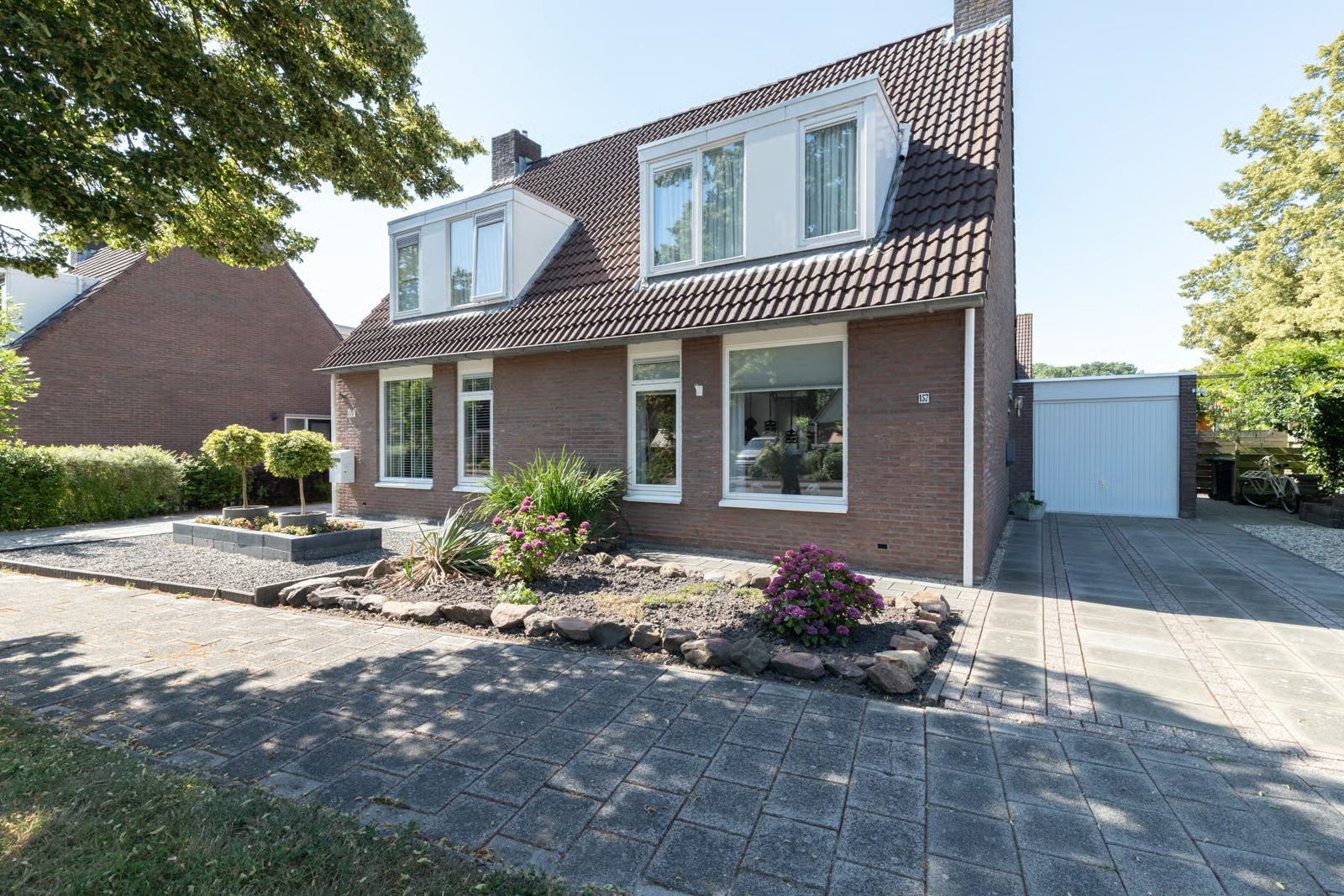 2-onder-1-kapwoning Sleedoornweg 157 in Winschoten