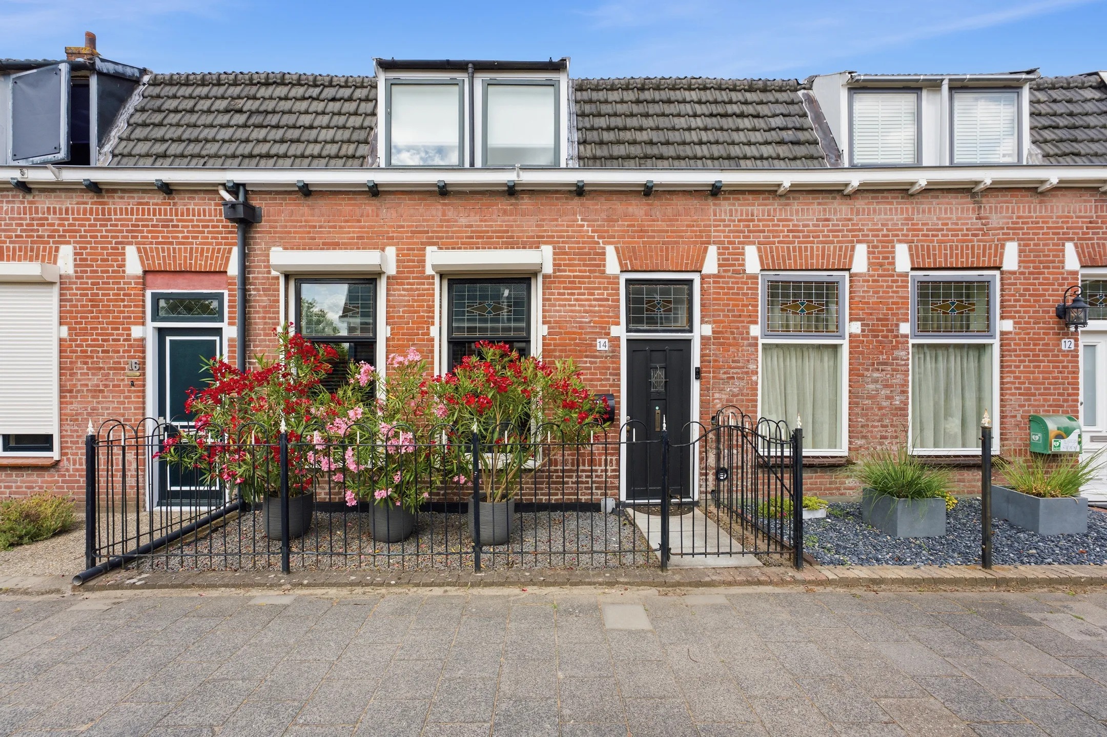Tussenwoning Kerkweg 14 in Ridderkerk