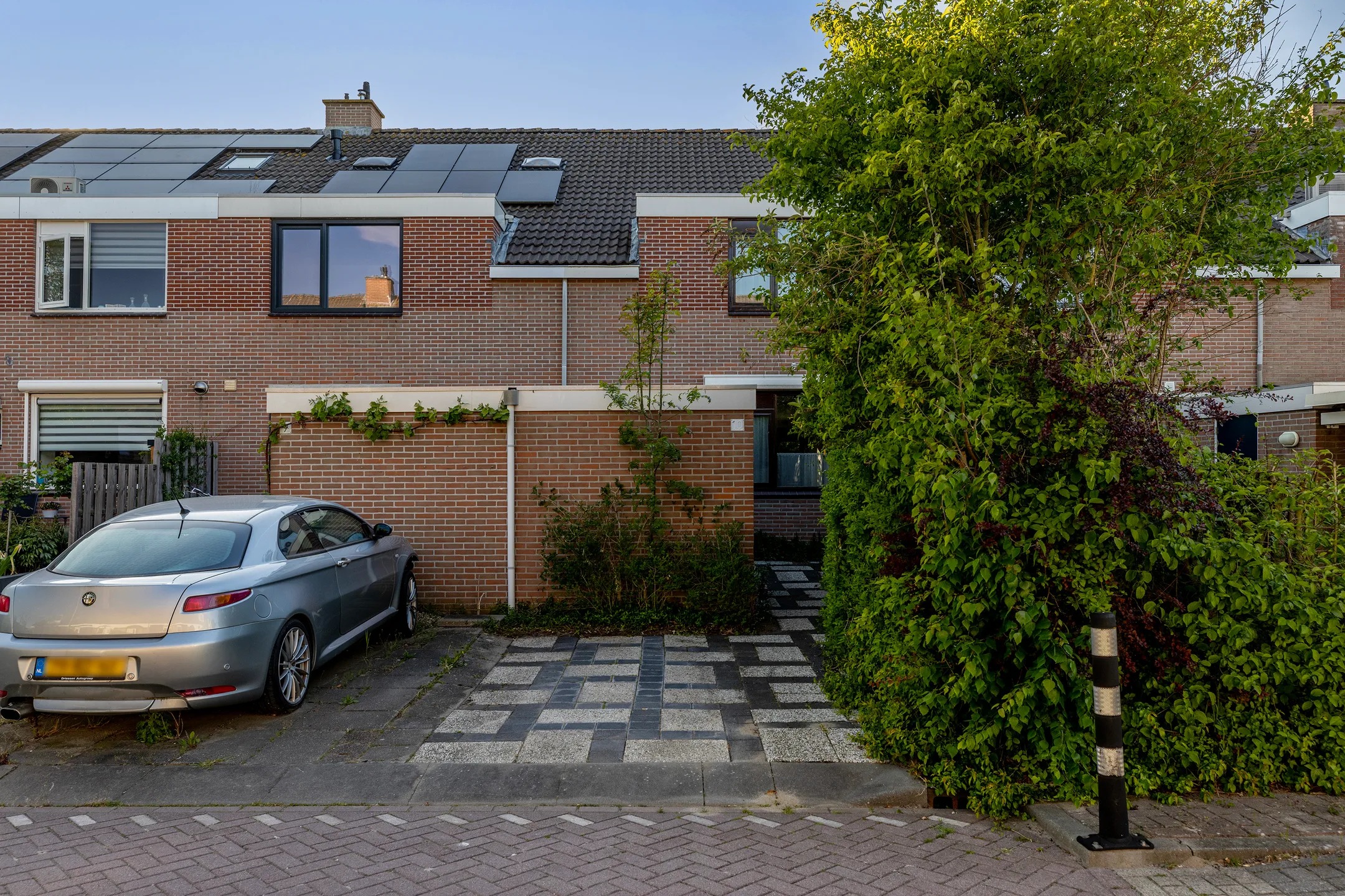 Tussenwoning Karveel 10 in Barendrecht