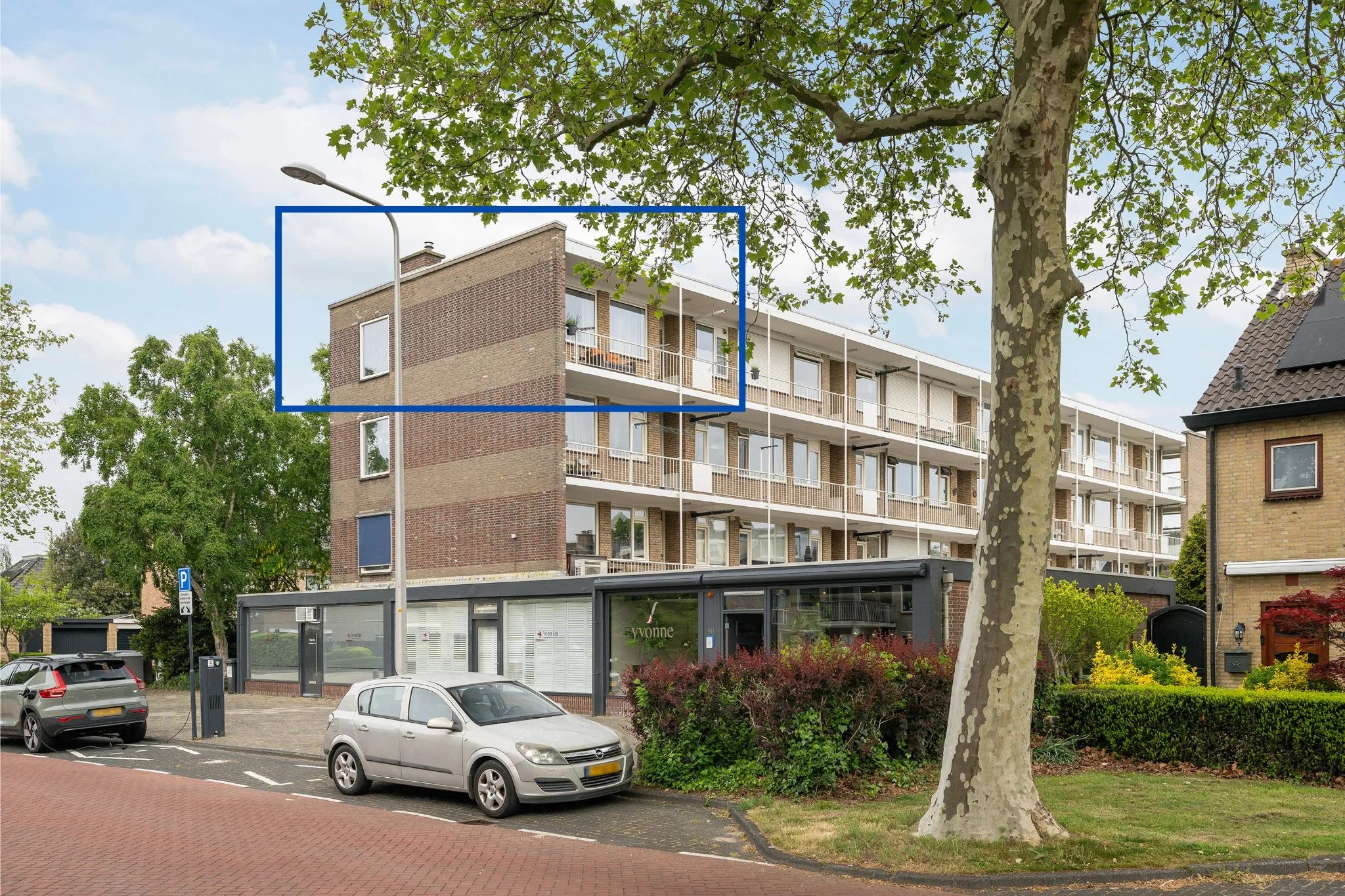 Galerijflat Gerberalaan 119 in Naaldwijk
